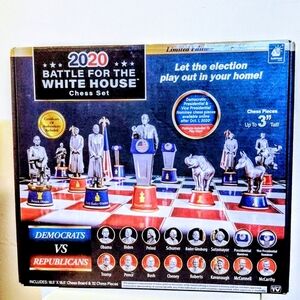 2020 Battle for the White House Chess Set -  Collectible NIB
